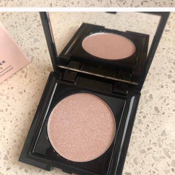 NIB K. Voss Fairy Dust Pressed Highlighter - Picture 2 of 3